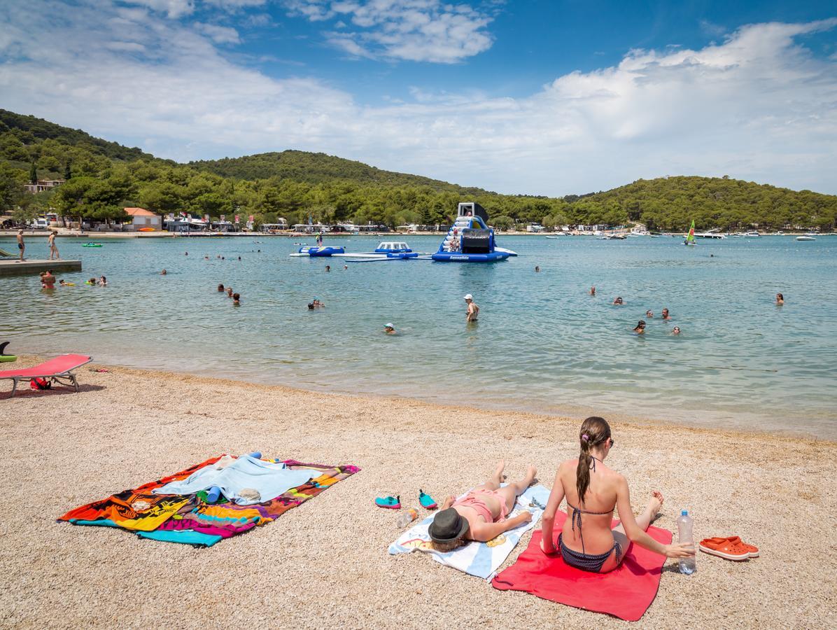 Victoria Mobilehome Jezera Village Holiday Resort Dış mekan fotoğraf