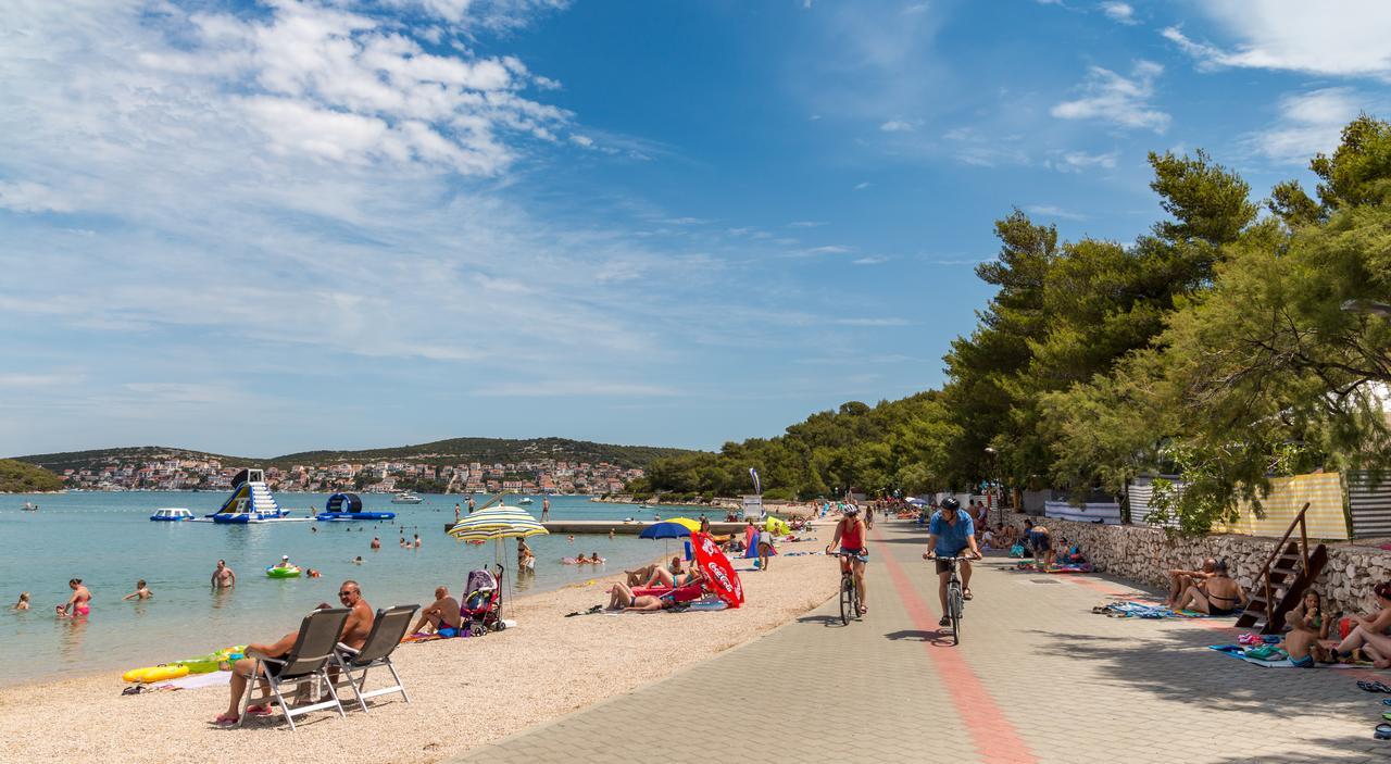 Victoria Mobilehome Jezera Village Holiday Resort Dış mekan fotoğraf